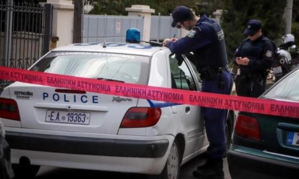 Ρομά προσπάθησε να κάνει διάρρηξη και έπεσε από 8 μέτρα